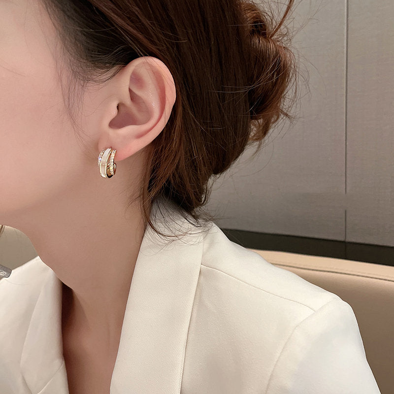 Pendientes de aro pequeños | Pendientes de Nácar | Aretes Huggie de diamantes con alfileres de plata de ley