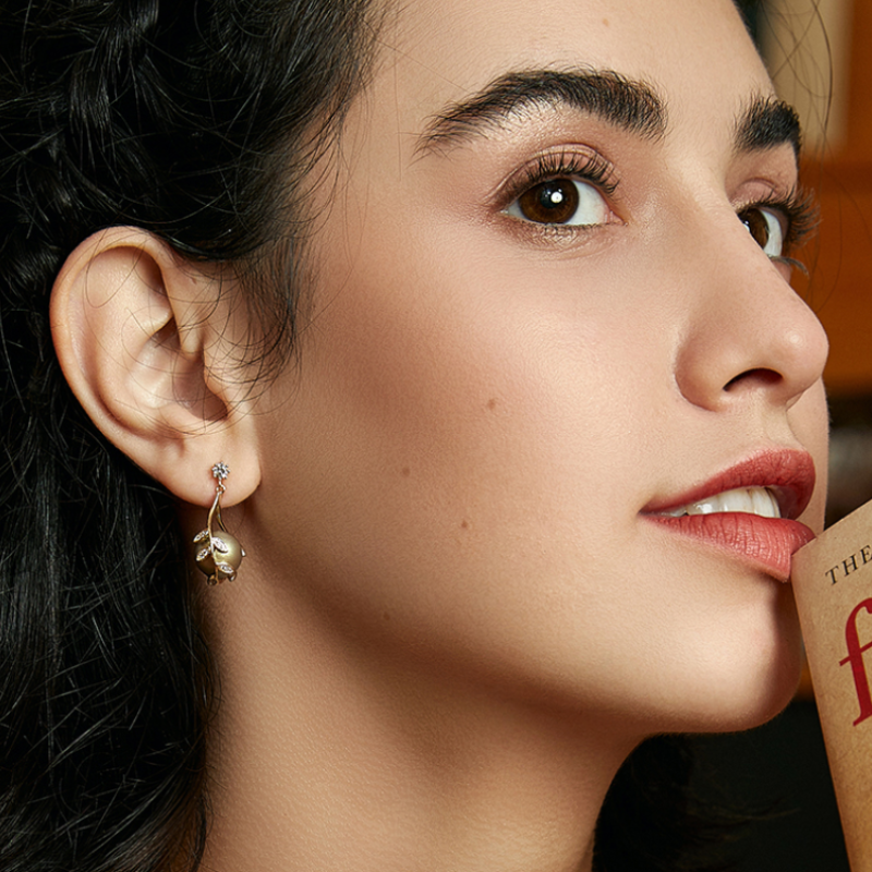 Pendientes colgantes de perlas estilo hoja para mujer, clip de pendiente o pendiente