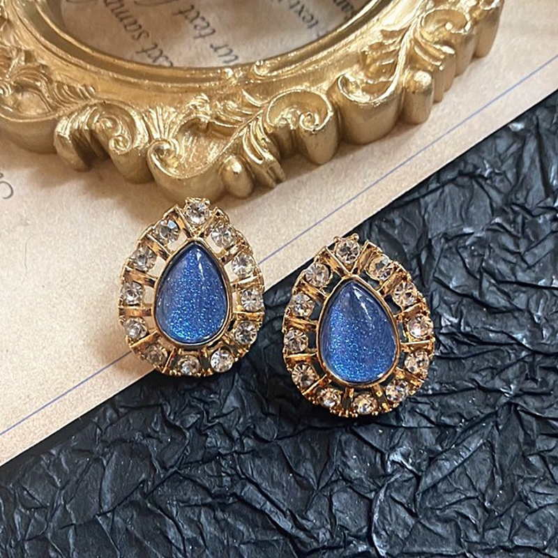 Vintage Style Stud Earrings | Blue Moonstone Stud Earrings Silver Pin