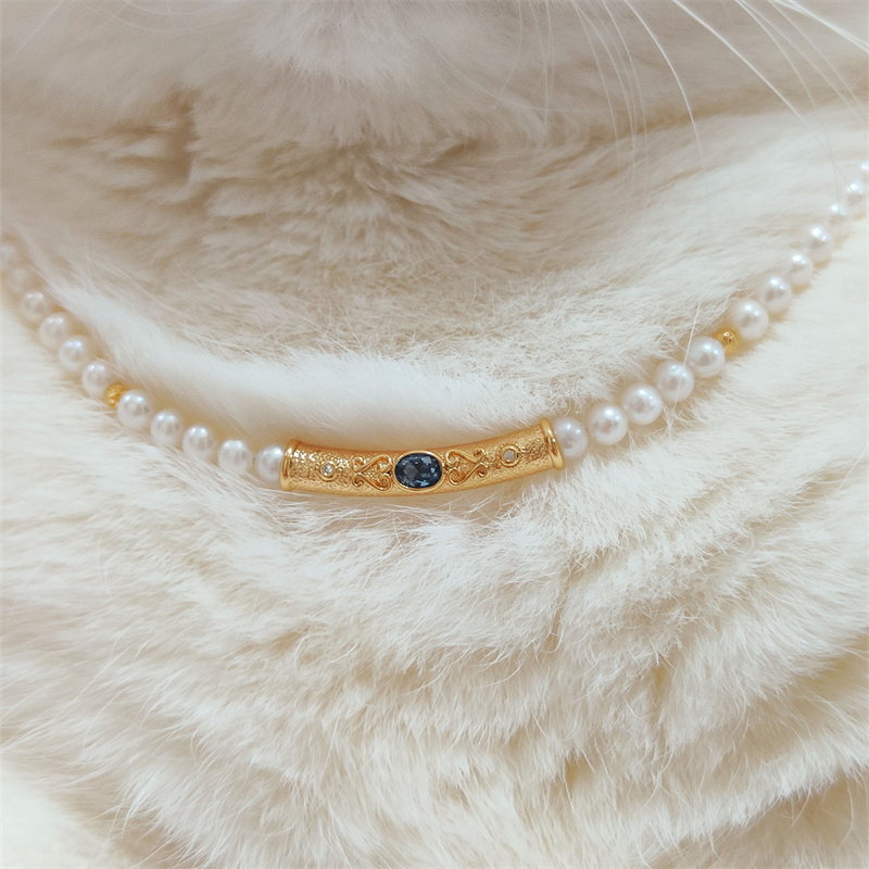 Tiny Pearl Choker | Pearl Choker Necklace | Freshwater Pearl Choker with Humanmade Sapphire