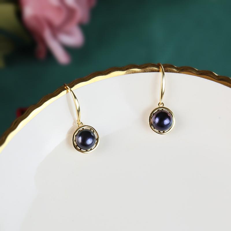 black freshwater pearl earrings | real pearl earrings | shepherd hook earrings