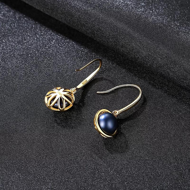 back of black freshwater pearl earrings | real pearl earrings | shepherd hook earrings