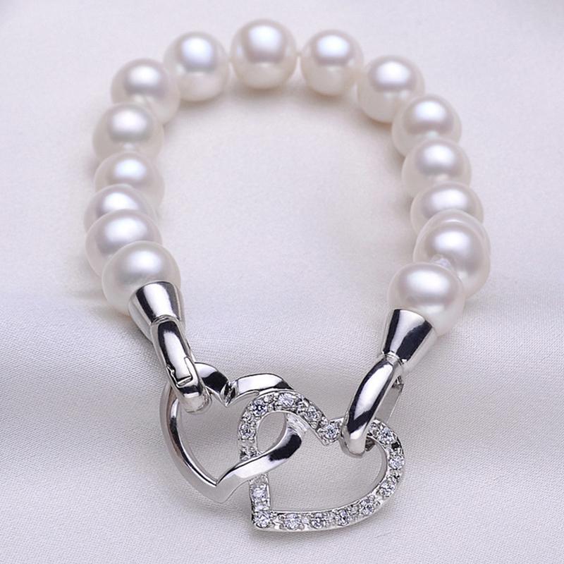 Handmade 8-9mm Freshwater Cultured Pearl Bracelet in Sterling Silver Clasp