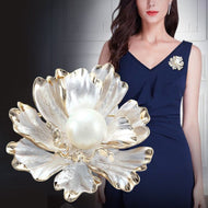 peony pearl brooch pin