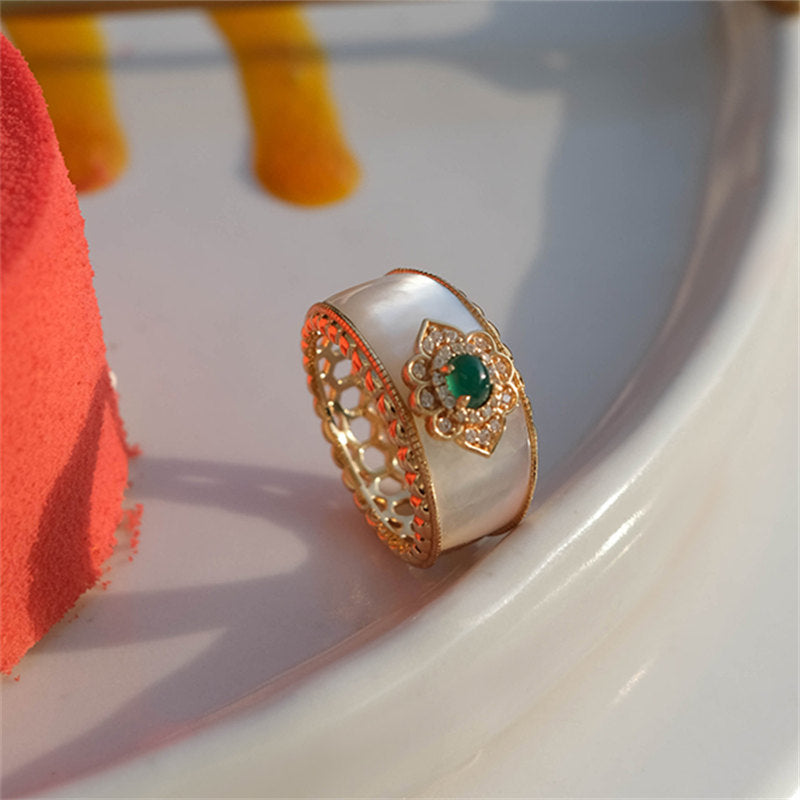 Buy Joyalukkas Gold 22K White Stone Blossoming Flower Ring Online At Best  Price @ Tata CLiQ