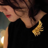 Golden Wing Brooch Pin Vintage Style 18K Gold Plated Wing Brooch