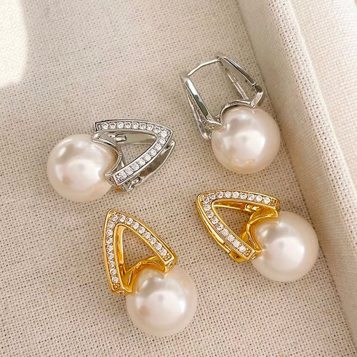 Elegant Pearl Earrings with Fashion Diamond Clasp S925 Silver Pin