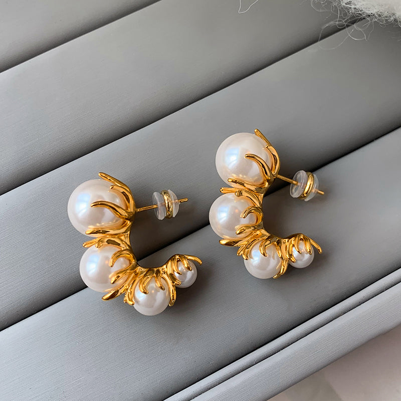 Traditional Pearl Earrings In Yellow Gold For Special Occasions By Lagu  Bandhu - Lagu Bandhu