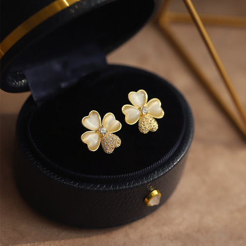 White Four Leaf Clover Earrings Stud Crystal Four Leaf Clover Earrings with S925 Silver Pins