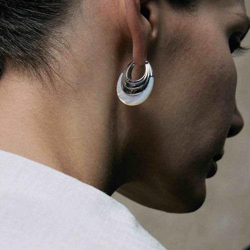 Luxury Mother Of Pearl Hoop Earrings Refined Huggie Earrings with S925 Silver Pin