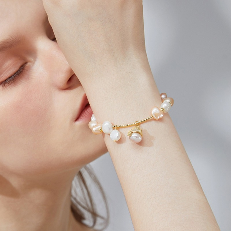 9kt Yellow Gold and Silk Wish Bracelet with Pearl