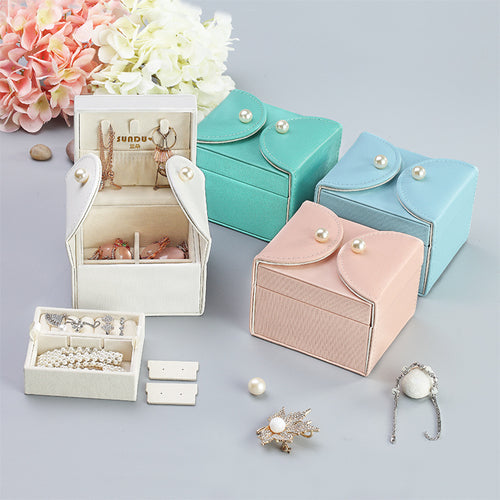 Doppelschichtige Mini-Schmuckschatulle für Ohrstecker und Ringe, nützlicher Make-up-Organizer, tragbare Reise-Schmuckschatulle aus PU