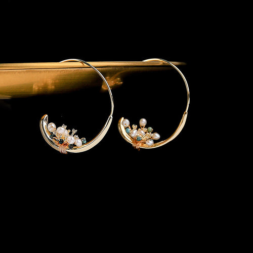 Moon Garden Pearl Earrings | White Freshwater Real Pearl Drop Earrings | Vintage Dainty Jewelry-Huge Tomato