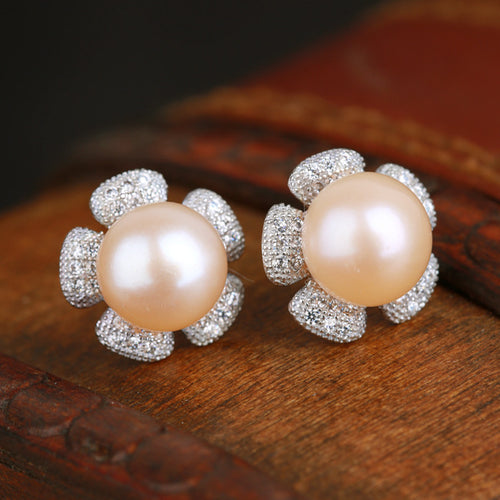 Flower freshwater pearl earrings | pink eal pearl earrings | pearl stud earrings