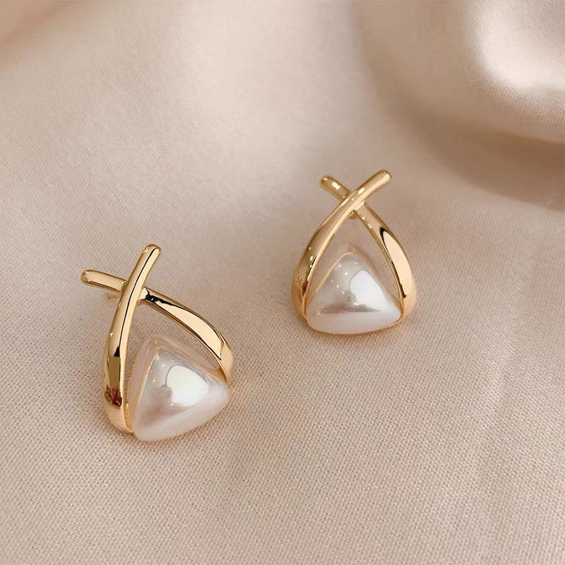 Gold Pearl Drop Triangle Earrings Pearl Earrings Pearl Drop 