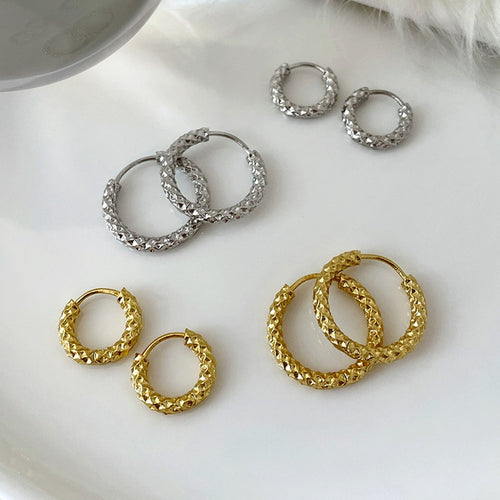 Hoop Earrings | Huggie Earrings | Gold Hoop Earrings for Women