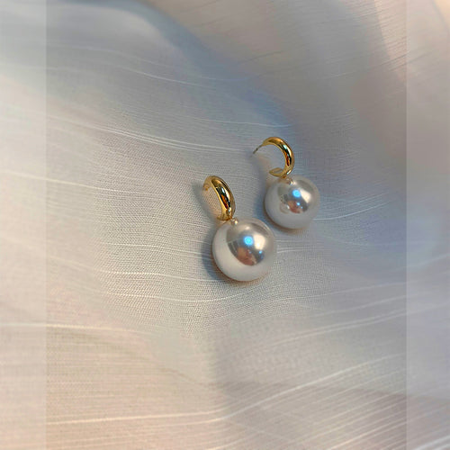 Elegant White Round Pearl Hoop Earrings for Women in 14K Gold Over Sterling Silver（15mm）
