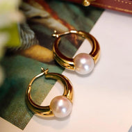 Klobige goldene Creolen | Huggie-Ohrringe | Klobige Creolen mit Perlen