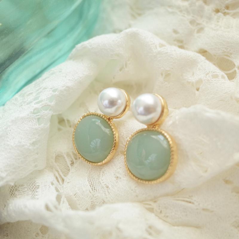 Faux Jade Stud Earrings | Vintage Jade Earrings with Sterling Silver P –  Huge Tomato