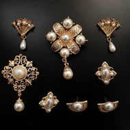 Rose Gold-tone Rhinestone brooches Big Pearl bouquet