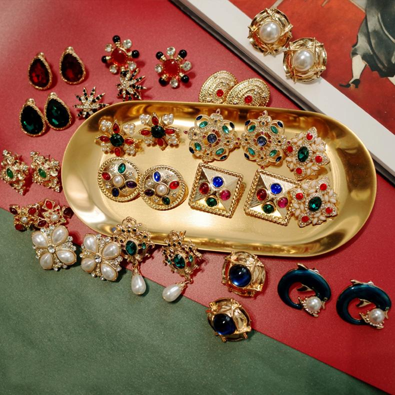 Big Size Indian Traditional Bollywood Golden Jhumka Jhumki Earrings- Gold |  eBay