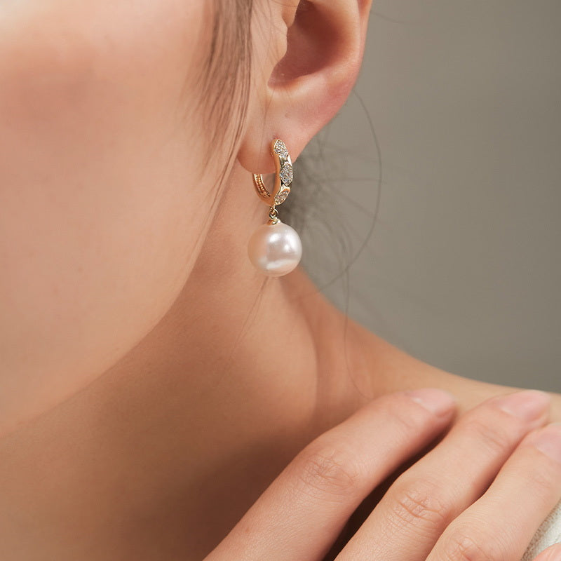 HUGE TOMATO Orecchini A Cerchio Huggie Con Perla E Cristallo – 12 Mm, Perno Anallergico, Argento, Regalo Per Donna